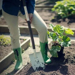 Fiskars Light Gärtnerspaten Spitz -Günstiges Gartenambiente Geschäft 0920100998 Light Gaertnerspaten spitz 2 107009