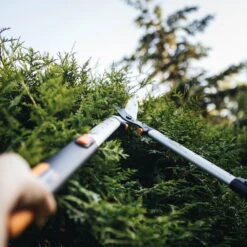 Fiskars SmartFit Teleskop Heckenschere -Günstiges Gartenambiente Geschäft 0920300643 SmartFit Teleskop Heckenschere HS86 7 107025