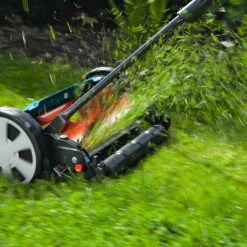 Gardena Classic Spindelmäher, 400 / 40 Cm, Für Max. Fläche 200 M² -Günstiges Gartenambiente Geschäft 2910600027 Classic Spindelmaeher 400 40 cm fuer max Flaeche 200 Quadratmeter 1 61653