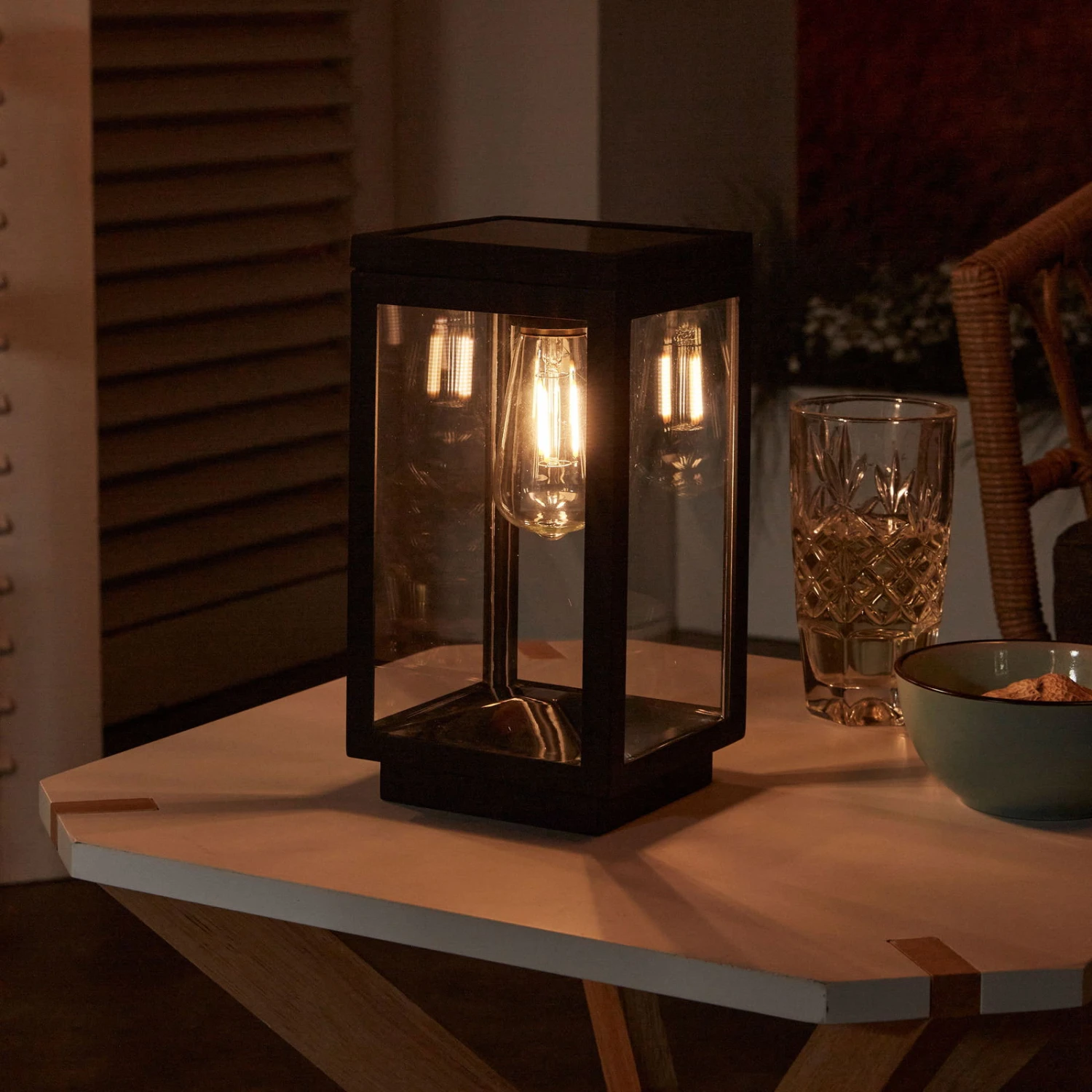 Solar-Tischleuchte 'Amsterdam', Schwarz, Ø 12 X H 22 Cm 2 Solar-Tischleuchte 'Amsterdam', Schwarz, Ø 12 X H 22 Cm – Bild 2