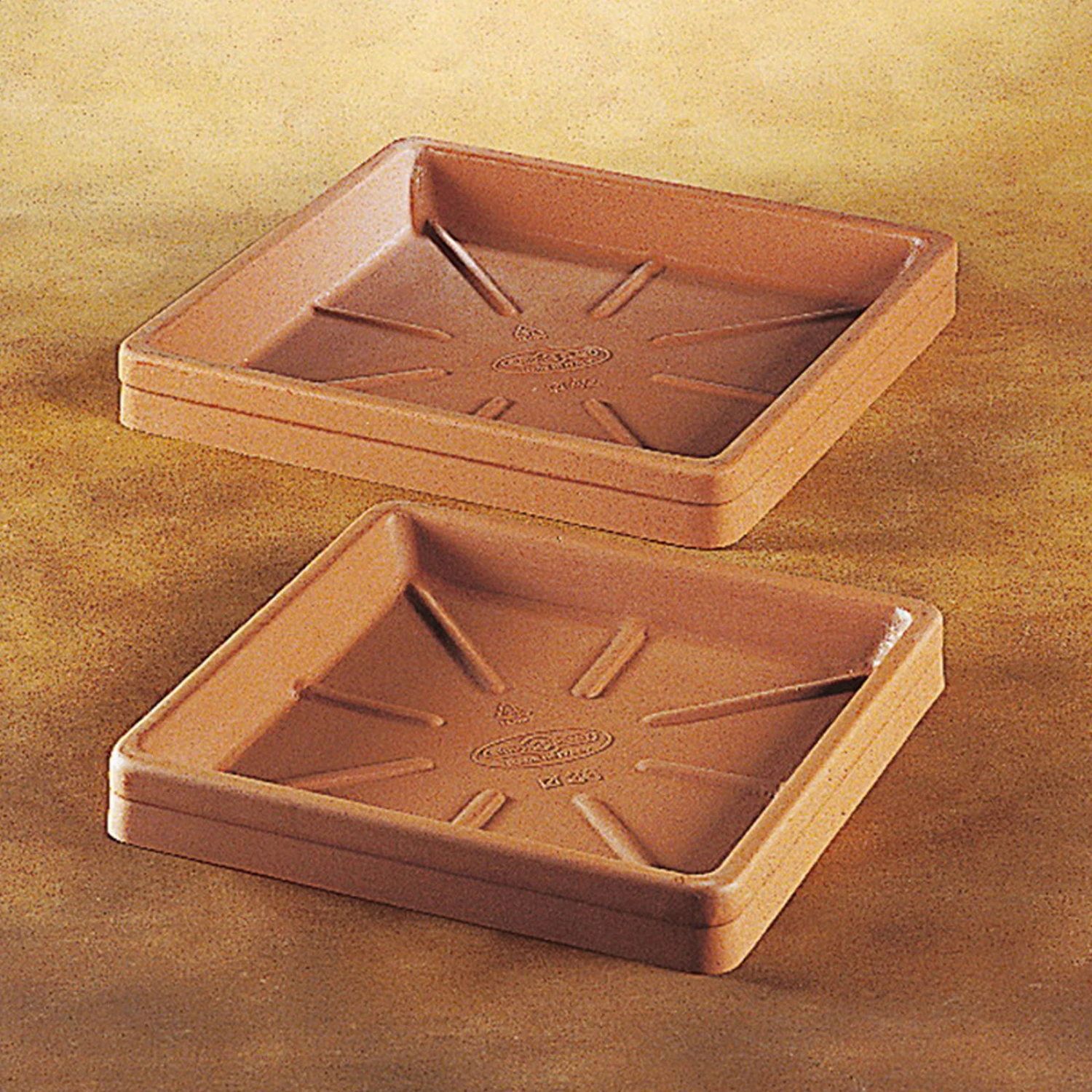 Untersetzer Neze, Terra, L 36 X B 36 X H 4,5 Cm 1 Untersetzer Neze, Terra, L 36 X B 36 X H 4,5 Cm