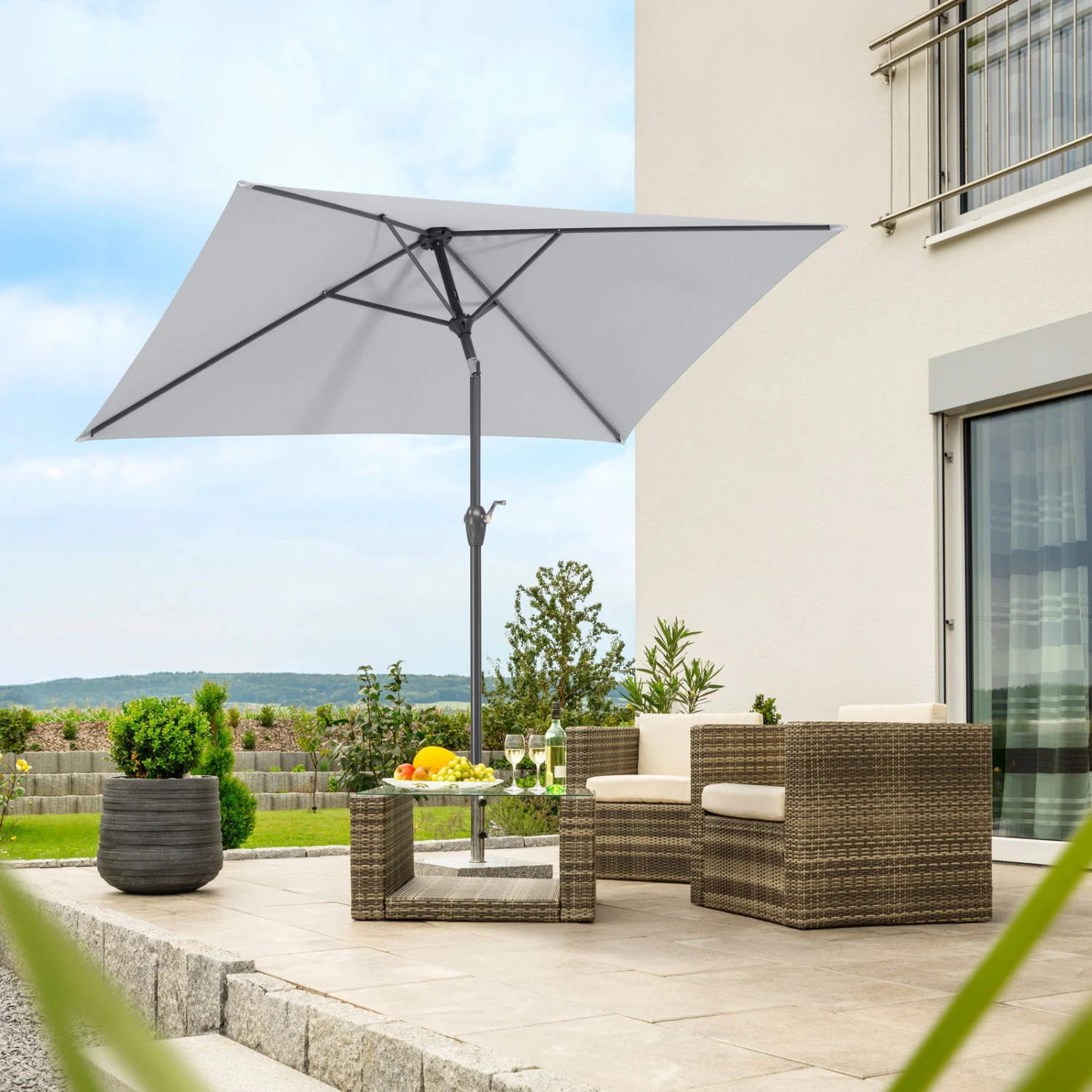 Mittelstockschirm 'Bilbao', Ca. 210 X 130 Cm 1 Mittelstockschirm 'Bilbao', Ca. 210 X 130 Cm