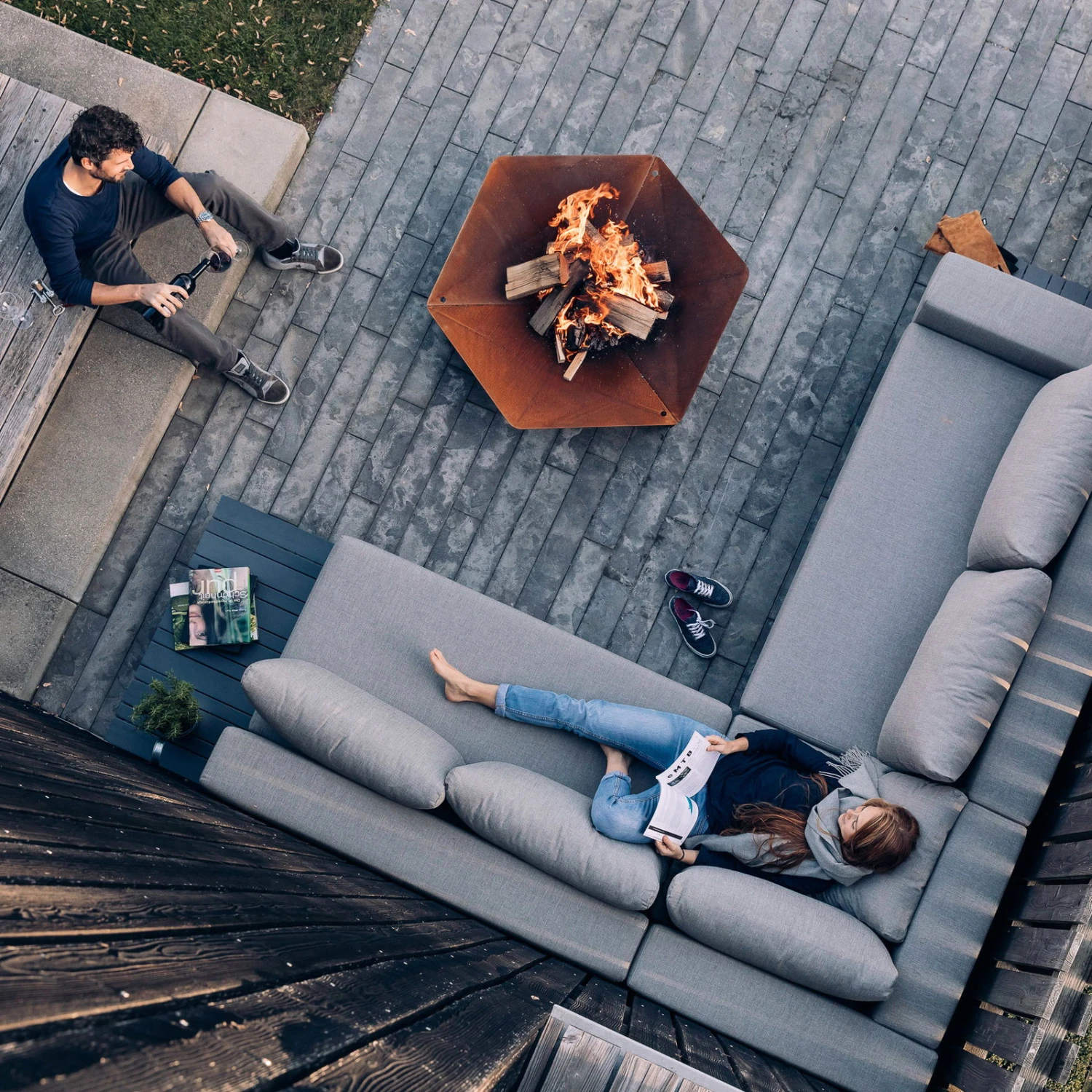 Höfats TRIPLE 90 Feuerschale In Schwarz, Maße 90 X 78 X 24 Cm 4 Höfats TRIPLE 90 Feuerschale In Schwarz, Maße 90 X 78 X 24 Cm – Bild 4