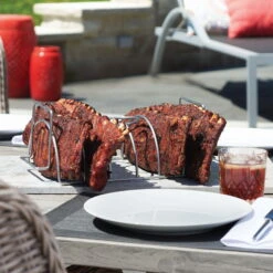 Napoleon Spare Rib-/Braten-Halter, Aus Edelstahl -Günstiges Gartenambiente Geschäft 3920501624 56019 rib roast rack in use 41401